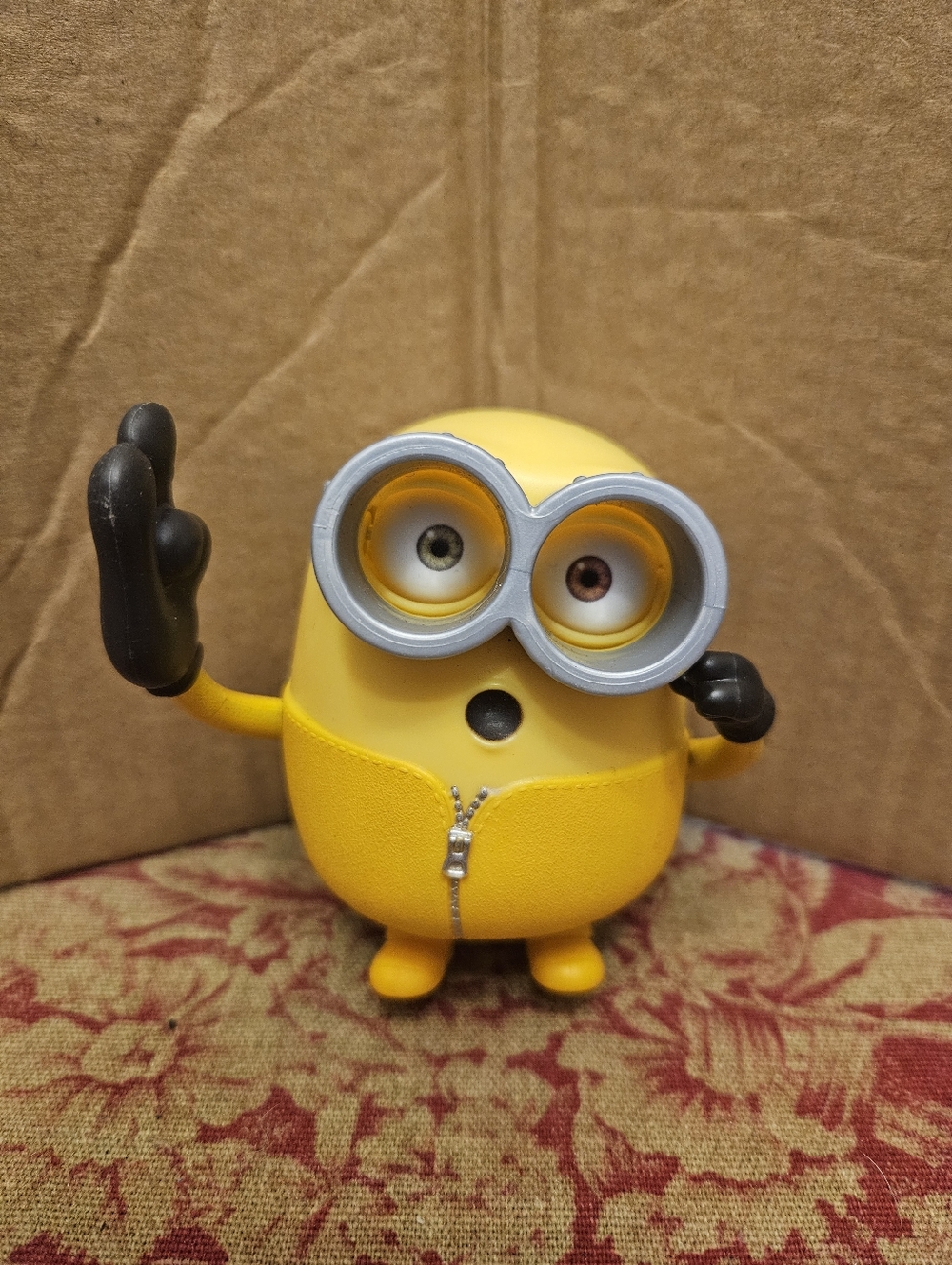 Minions The Rise Of Gru Bob Loud 'n Rowdy w/ Actions & Sounds Toy 2019